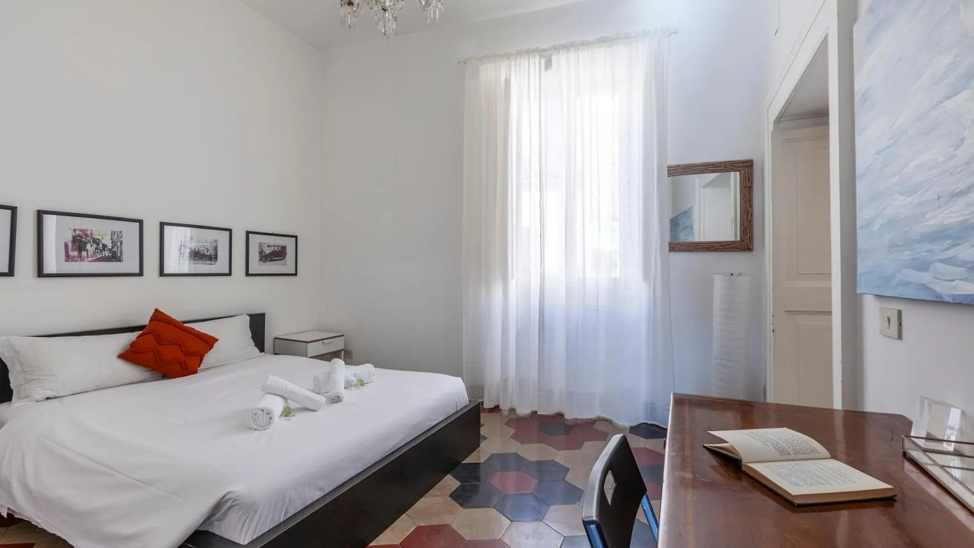 Spanish Steps Charming Apartment, New Opening Roma